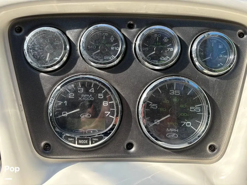 Slide: The Image of Sea Ray 260 Sundancer 2004 - 15901900