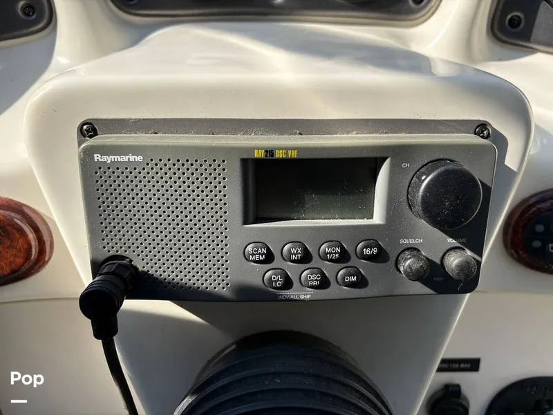 Slide: The Image of Sea Ray 260 Sundancer 2004 - 15901903