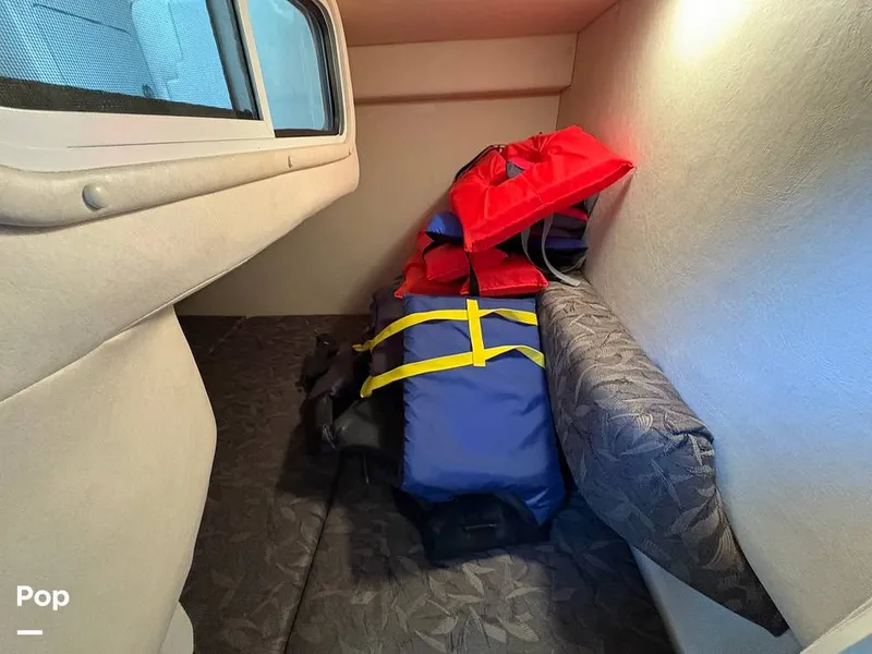 Slide: The Image of Sea Ray 260 Sundancer 2004 - 15901924