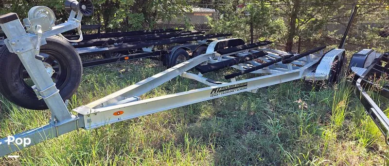 Slide: The Image of Sea Hunt 229 Ultra 2022 - 15902300