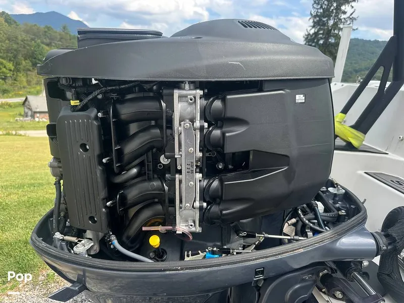 Slide: The Image of Starcraft SVX 191 2023 - 15884983