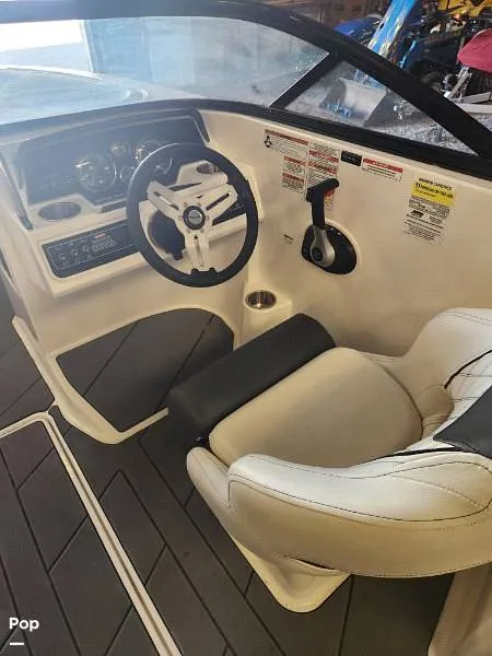 Slide: The Image of Bayliner DX 2250 2022 - 16198142