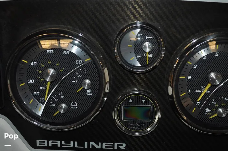 Slide: The Image of Bayliner DX 2250 2022 - 16270748