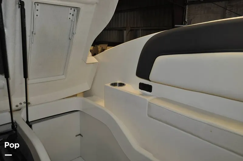 Slide: The Image of Bayliner DX 2250 2022 - 16270768