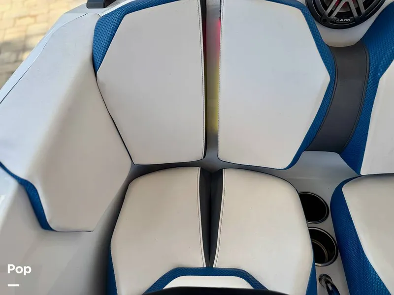 Slide: The Image of Scarab 165 ID 2022 - 16275543