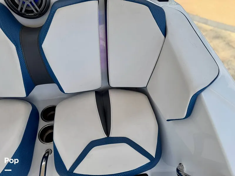 Slide: The Image of Scarab 165 ID 2022 - 16275545