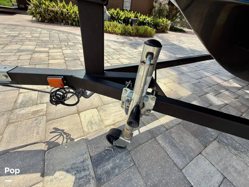 Slide: The Image of Scarab 165 ID 2022 - 16275612