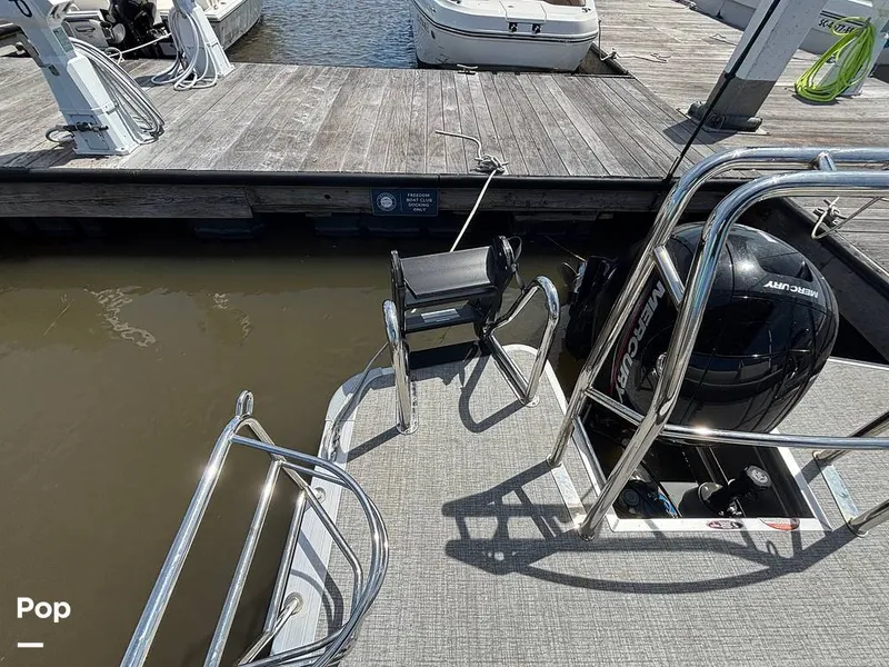 Slide: The Image of Harris Sunliner 230 2025 - 15871976