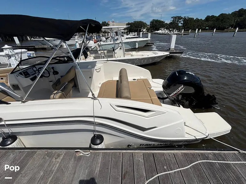 Slide: The Image of Bayliner DX2200 2024 - 15871974