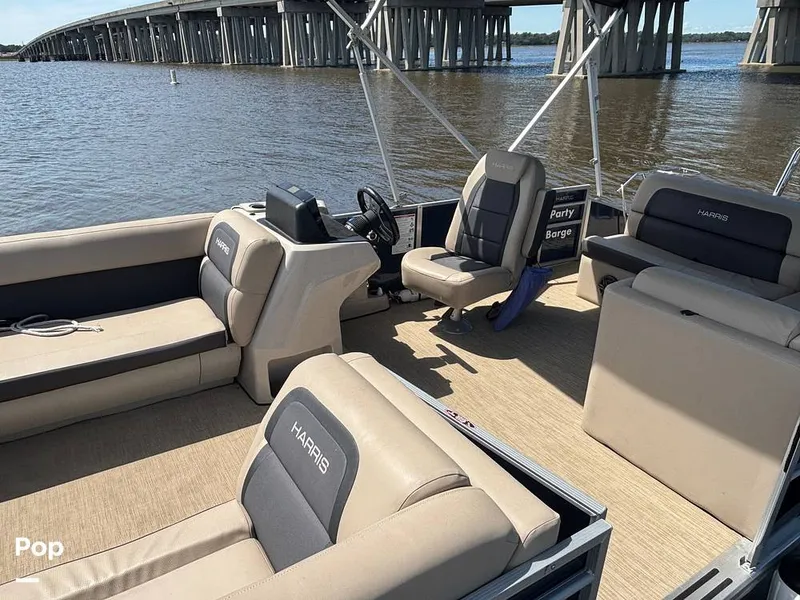 Slide: The Image of Harris 230CR 2024 - 15871916