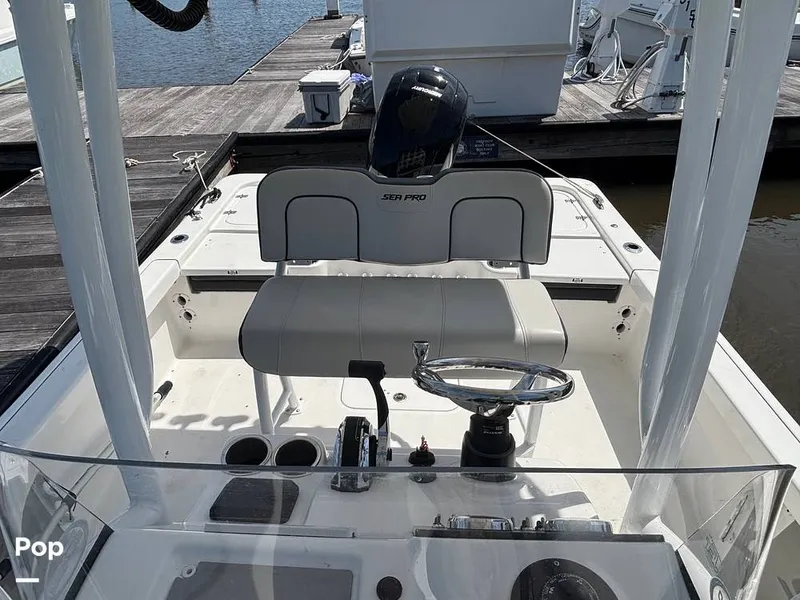 Slide: The Image of Sea Pro 210 Bay 2025 - 15871765