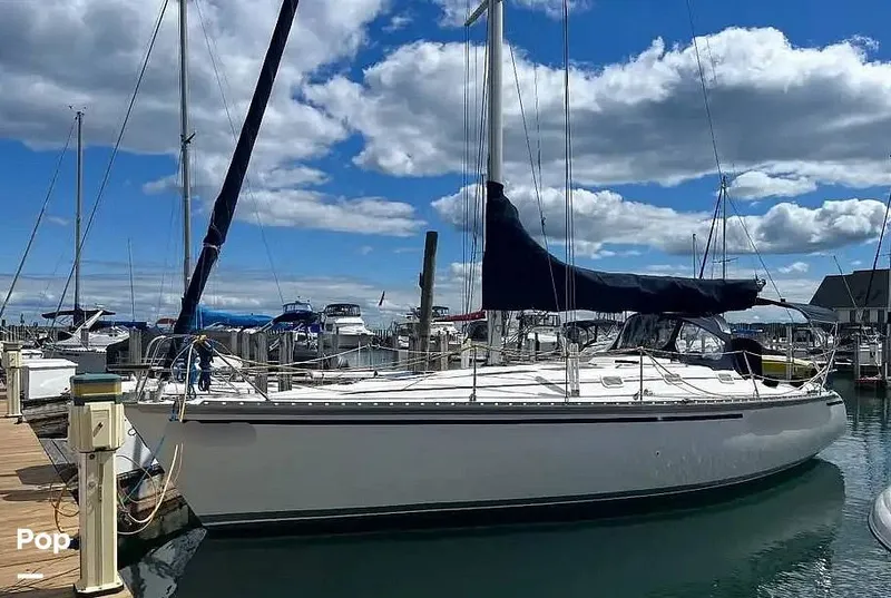 The Image of Hunter 35.5 1988 - 15893700