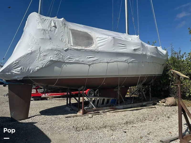 Slide: The Image of Hunter 35.5 1988 - 15897203