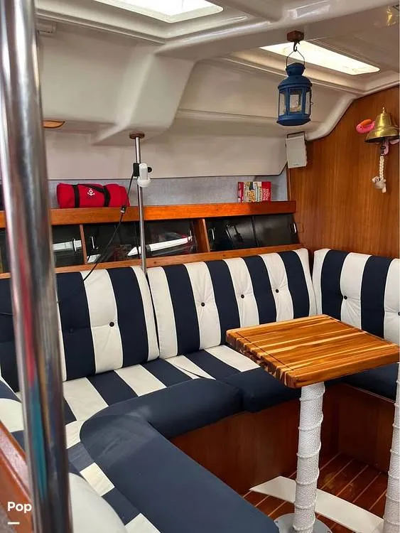 Slide: The Image of Hunter 35.5 1988 - 15869552