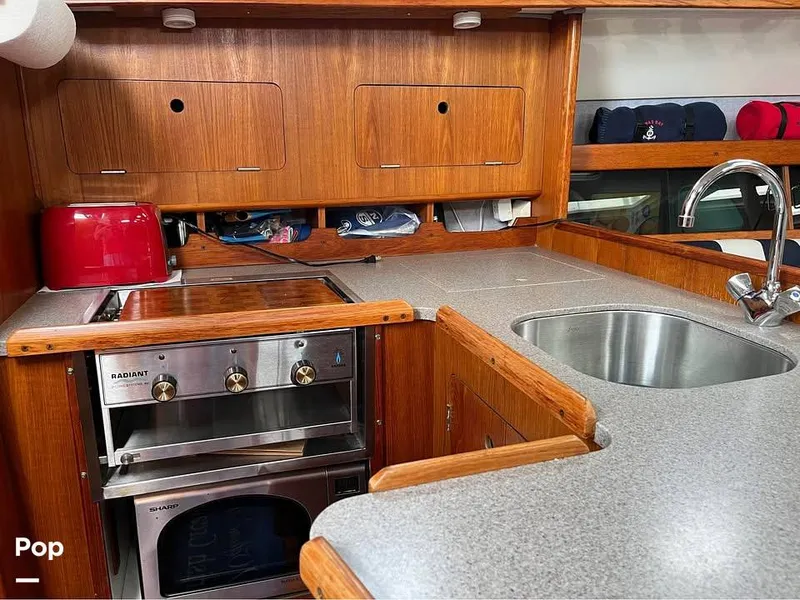 Slide: The Image of Hunter 35.5 1988 - 15869554