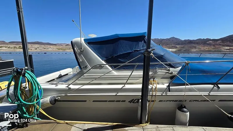 The Image of Sea Ray 400 Express Cruiser 1997 - 15871072