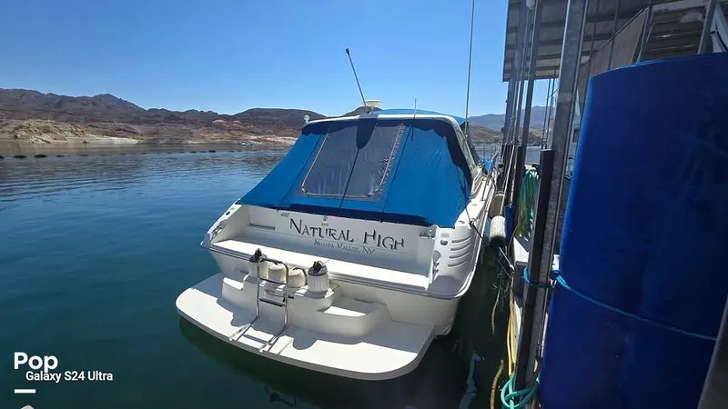 Slide: The Image of Sea Ray 400 Express Cruiser 1997 - 16231184