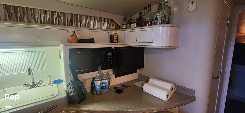 Slide: The Image of Sea Ray 400 Express Cruiser 1997 - 16268809