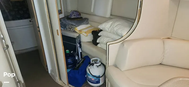 Slide: The Image of Sea Ray 400 Express Cruiser 1997 - 16268814