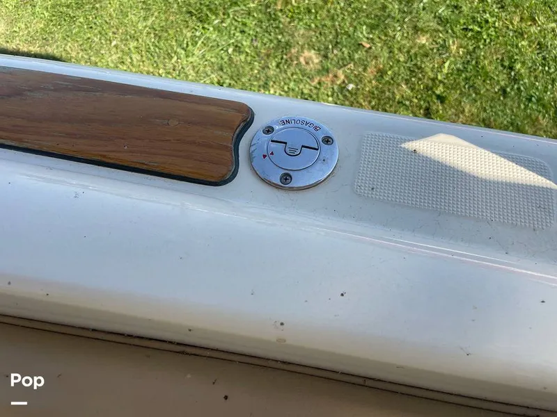 Slide: The Image of Chris-Craft Catalina 23 2016 - 15922006