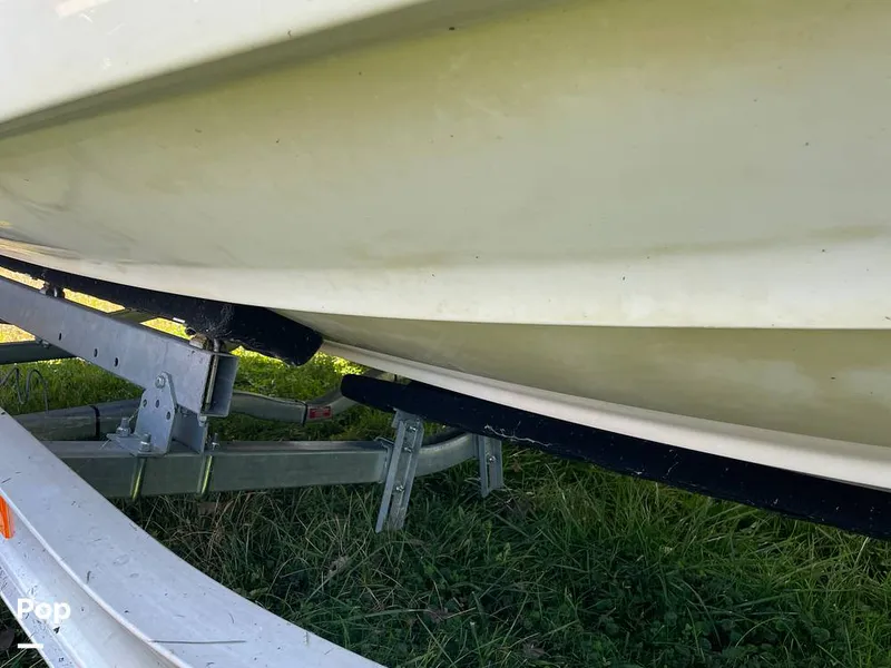 Slide: The Image of Chris-Craft Catalina 23 2016 - 15922045