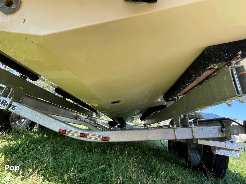 Slide: The Image of Chris-Craft Catalina 23 2016 - 15922049