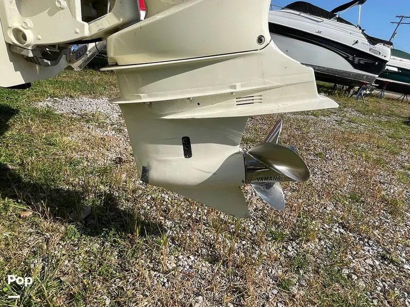 Slide: The Image of Chris-Craft Catalina 23 2016 - 15922060