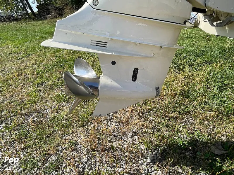 Slide: The Image of Chris-Craft Catalina 23 2016 - 15922066