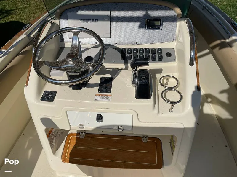 Slide: The Image of Chris-Craft Catalina 23 2016 - 15921911