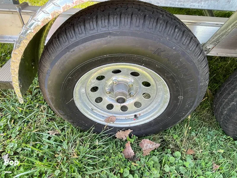 Slide: The Image of Chris-Craft Catalina 23 2016 - 15922082