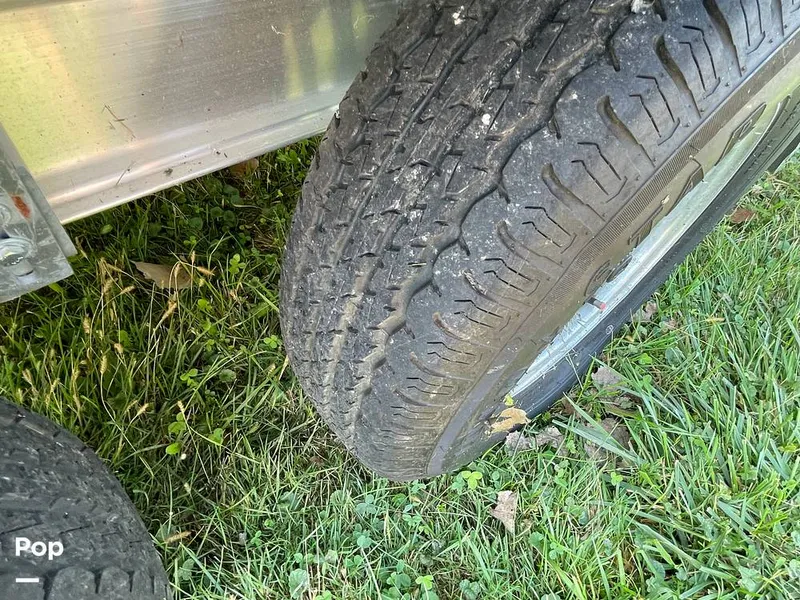 Slide: The Image of Chris-Craft Catalina 23 2016 - 15922083