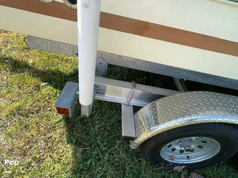 Slide: The Image of Chris-Craft Catalina 23 2016 - 15922086