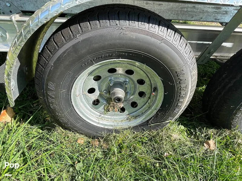 Slide: The Image of Chris-Craft Catalina 23 2016 - 15922091