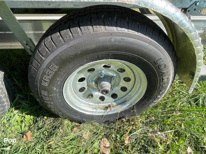 Slide: The Image of Chris-Craft Catalina 23 2016 - 15922094