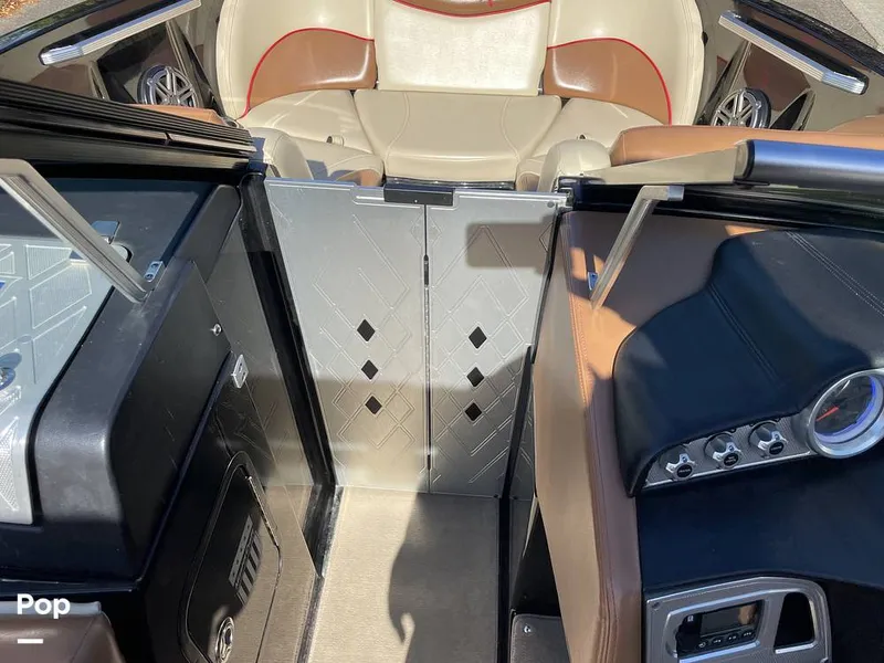 Slide: The Image of Mastercraft X23 2016 - 16001199