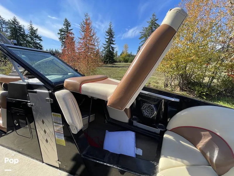 Slide: The Image of Mastercraft X23 2016 - 16001206