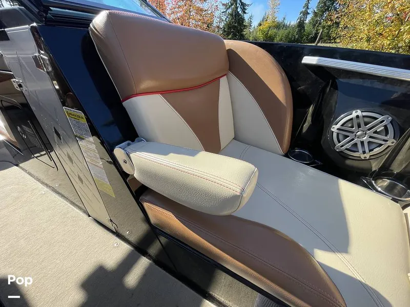 Slide: The Image of Mastercraft X23 2016 - 16001208