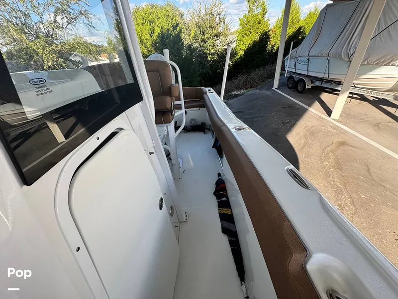 Slide: The Image of Sea Hunt Ultra 239 SE 2023 - 15960214