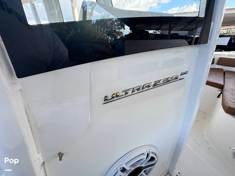 Slide: The Image of Sea Hunt Ultra 239 SE 2023 - 15960221