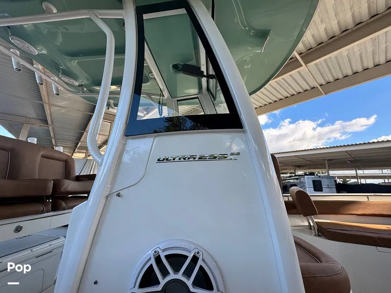 Slide: The Image of Sea Hunt Ultra 239 SE 2023 - 15960225