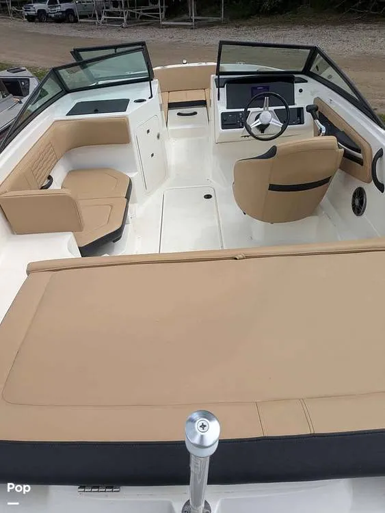 Slide: The Image of Sea Ray SPX 190 OB 2021 - 15872635