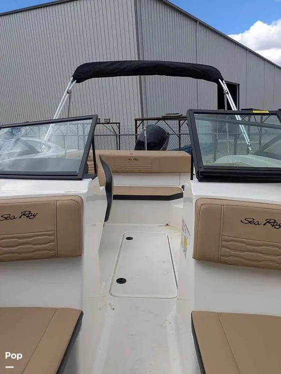 Slide: The Image of Sea Ray SPX 190 OB 2021 - 15872641