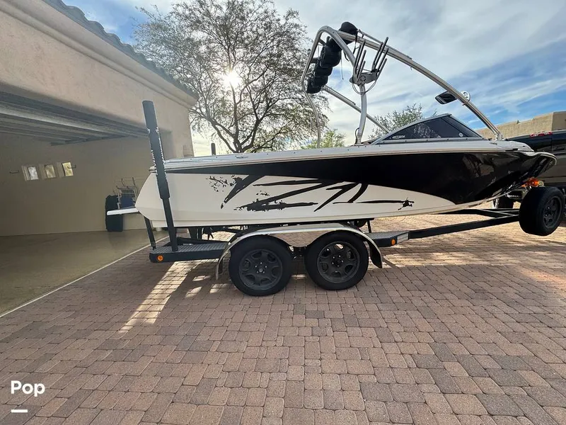 Slide: The Image of Tige Z1 2008 - 16139893