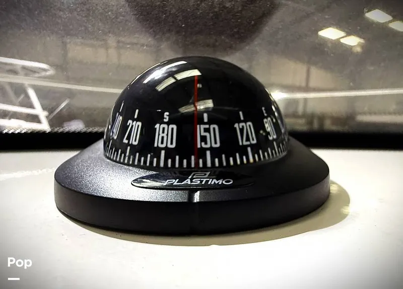 Slide: The Image of Jeanneau NC Weekender 695 Series 2 2021 - 15878463