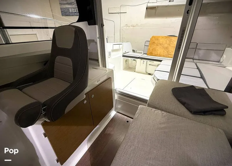 Slide: The Image of Jeanneau NC Weekender 695 Series 2 2021 - 15878465