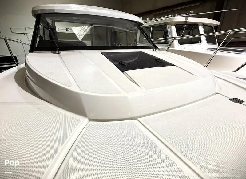 Slide: The Image of Jeanneau NC Weekender 695 Series 2 2021 - 15878489