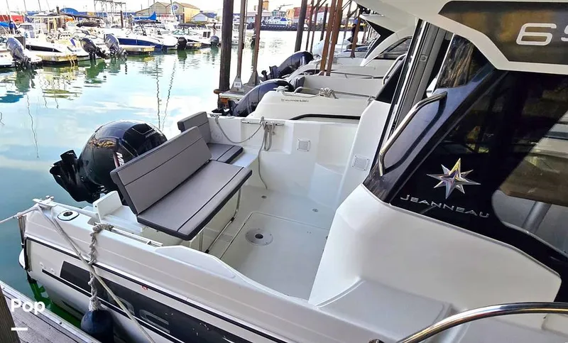 Slide: The Image of Jeanneau NC Weekender 695 Series 2 2021 - 16044430