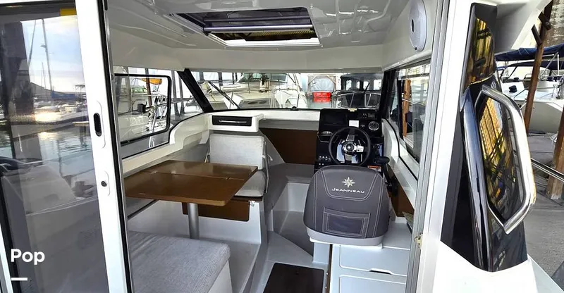 Slide: The Image of Jeanneau NC Weekender 695 Series 2 2021 - 16044431