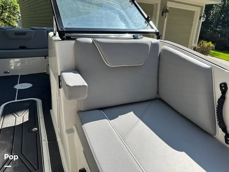 Slide: The Image of Heyday Wake Boats WT-2DC 2023 - 15914035