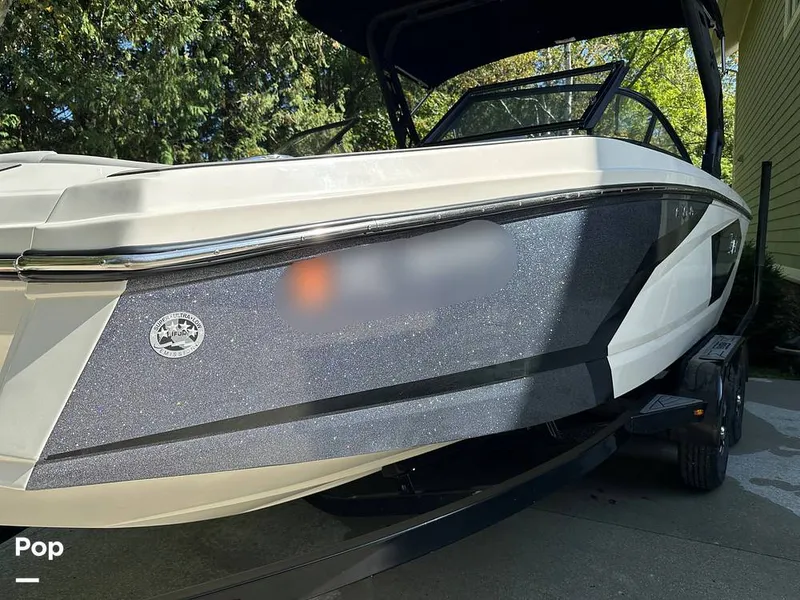 Slide: The Image of Heyday Wake Boats WT-2DC 2023 - 15913637